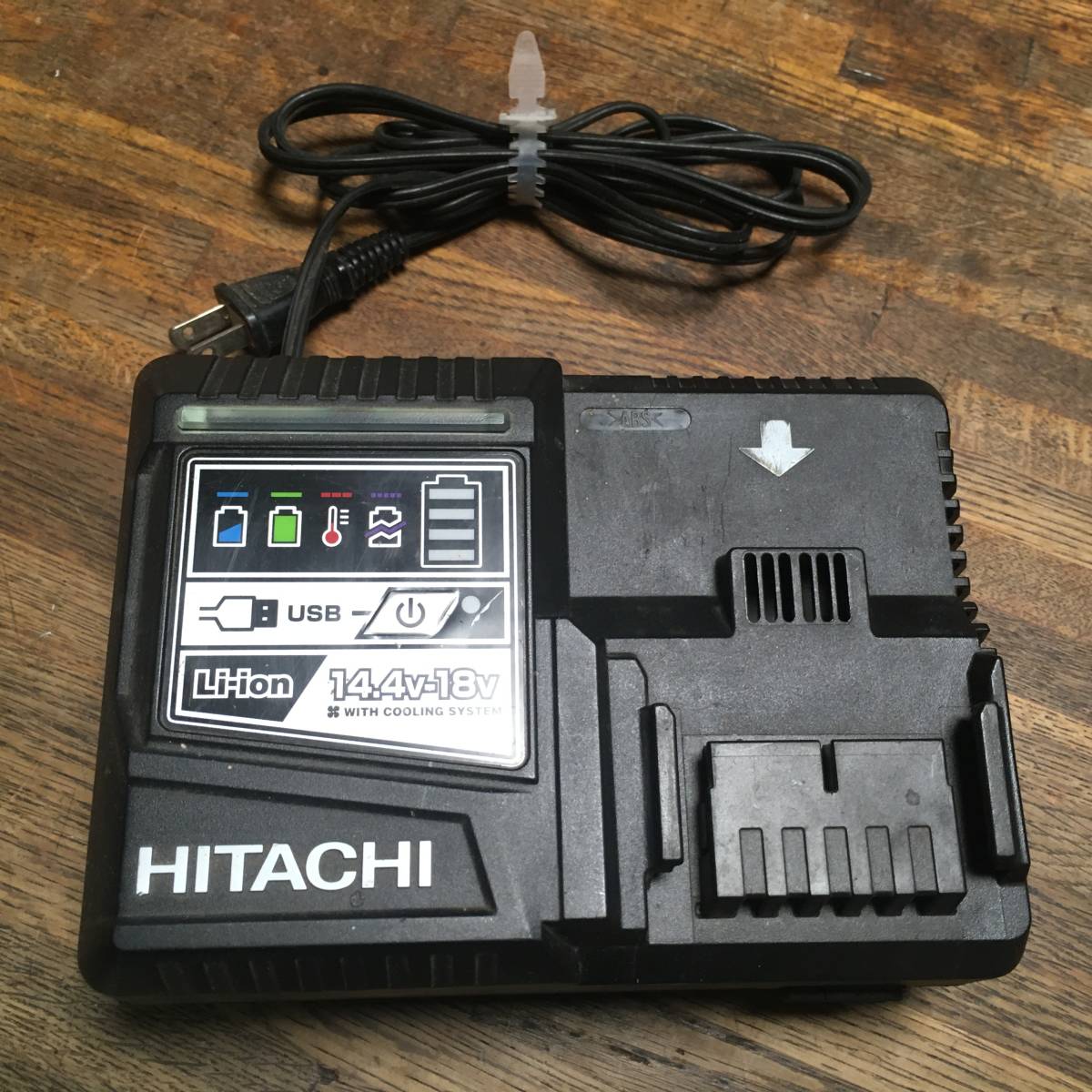 大人気，安い ハイコーキ HITACHI 急速充電器 UC18YDL HiKOKI 日立工機 充電器 純正(パーツ)｜売買されたオークション情報、yahooの商品情報をアーカイブ公開 - オークファン インパクトドライバ