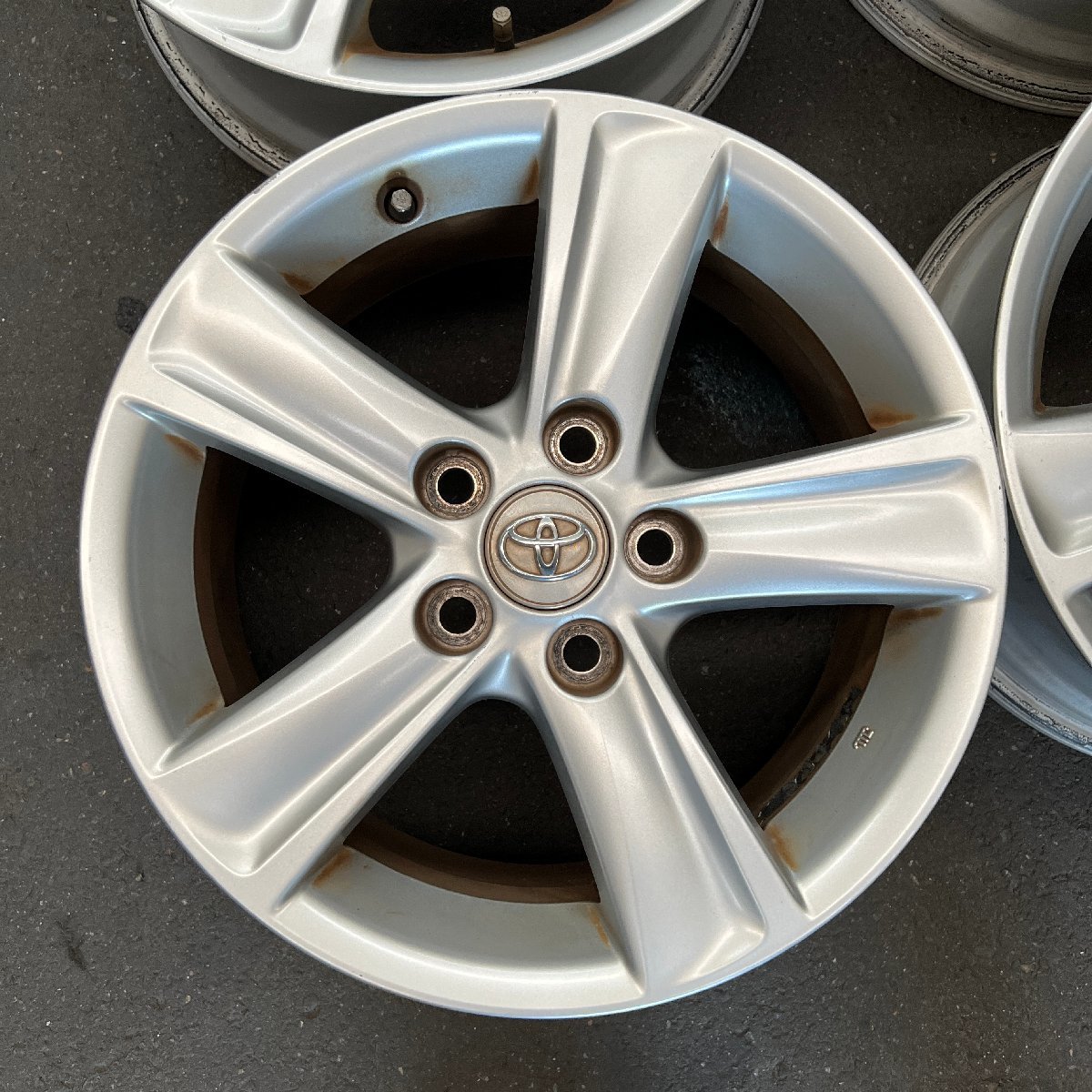 純正ホイール4本セット マークX GRX130 16×7J +40 114.3 5穴 ST012