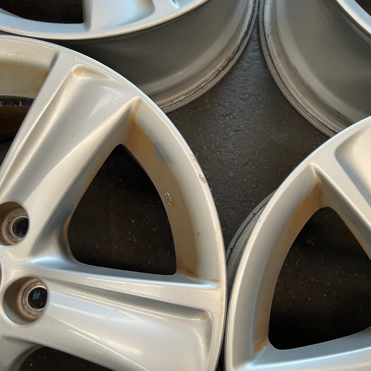 純正ホイール4本セット マークX GRX130 16×7J +40 114.3 5穴 ST012