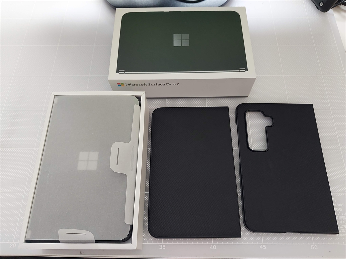新品同様、surface duo 2、128G、ブラック、おまけカバー付、保証11か 