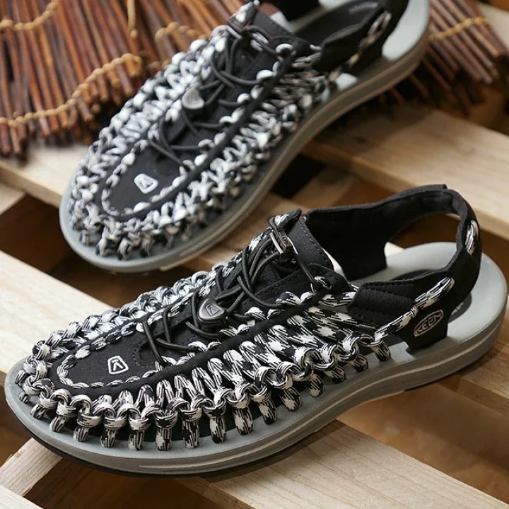 ユニーク KEEN UNEEK FLAT ⁄ キーン フラット KEEN(キーン) ユニーク 