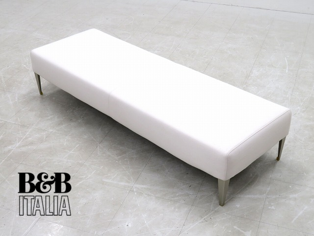 B&B イタリア家具の最高峰B＆B REAL B&Bイタリアが外苑前に