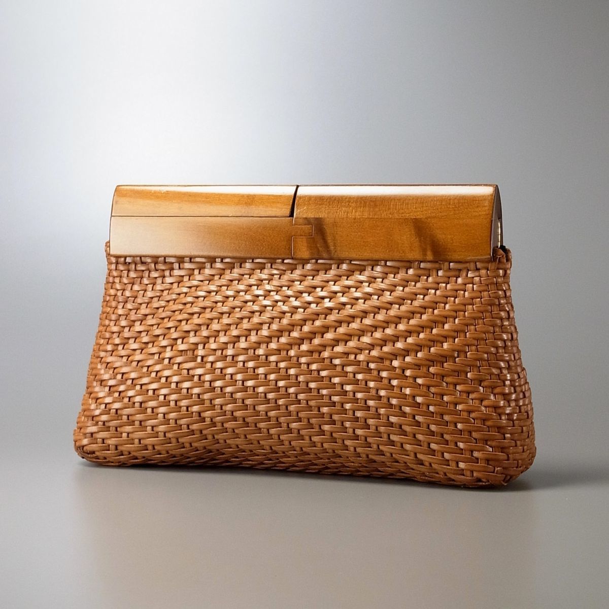 ME3852▽イタリア製*DE VECCHI/デヴェッキ*ウッド×メッシュレザー/編み込み*クラッチバッグ/鞄*ブラウン系*レディース