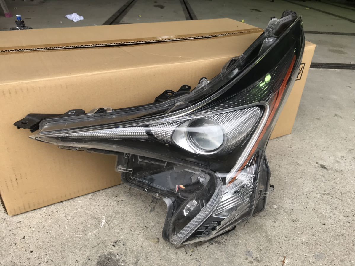 トヨタ車用プリウス５０系左ヘッドライトユニット プリウス LED ZVW50 前期 左 0 ヘッドライトユニット KOITO 47‐75 左