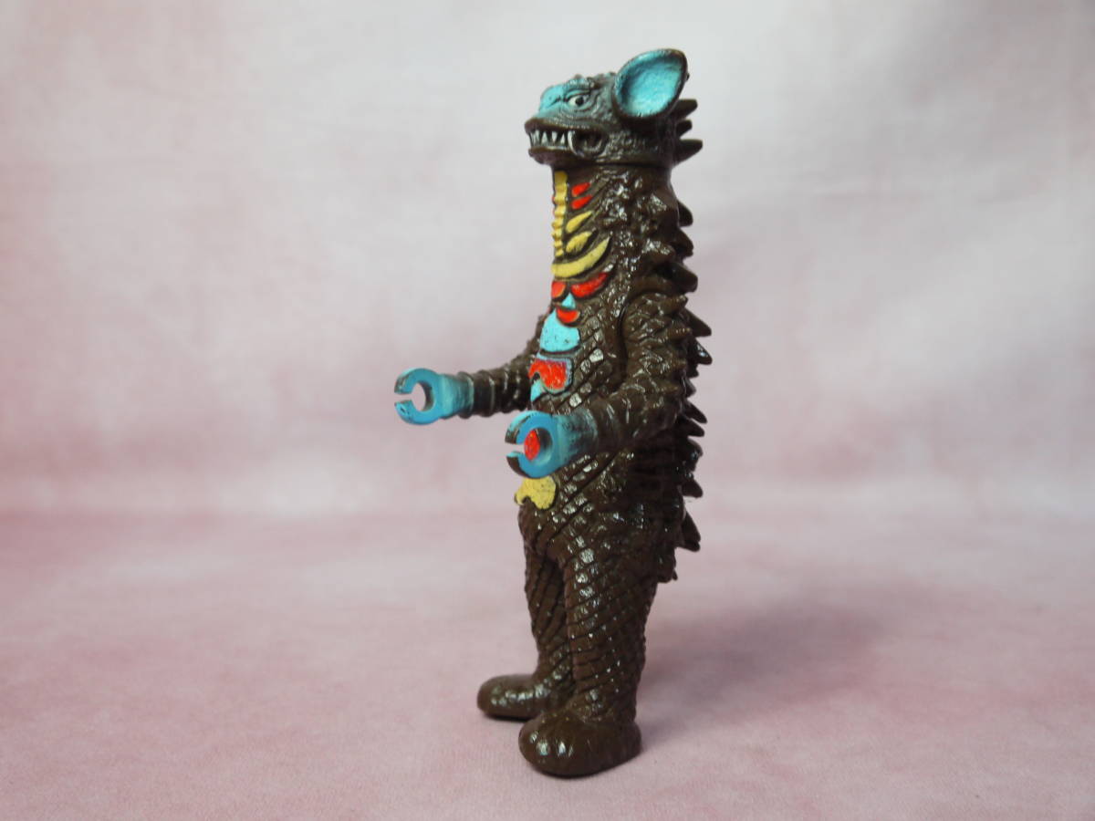 キングザウルス ポピー ウルトラ怪獣 ギャンゴ 足形あり ソフビ 
