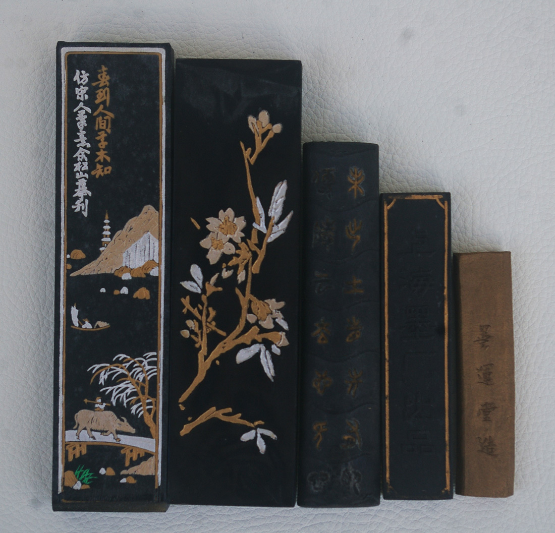 □ 古墨 10丁 箱9点 中国 上海 □ 民国期 時代物 書道具