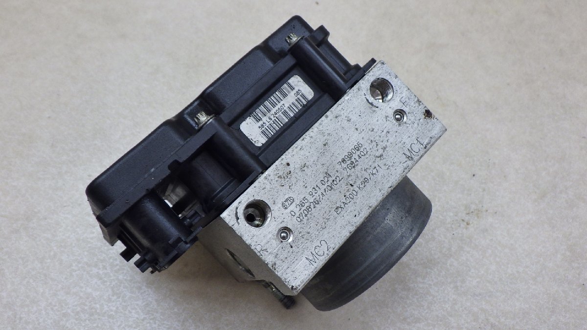 A823 F800S ABSユニット　BMW