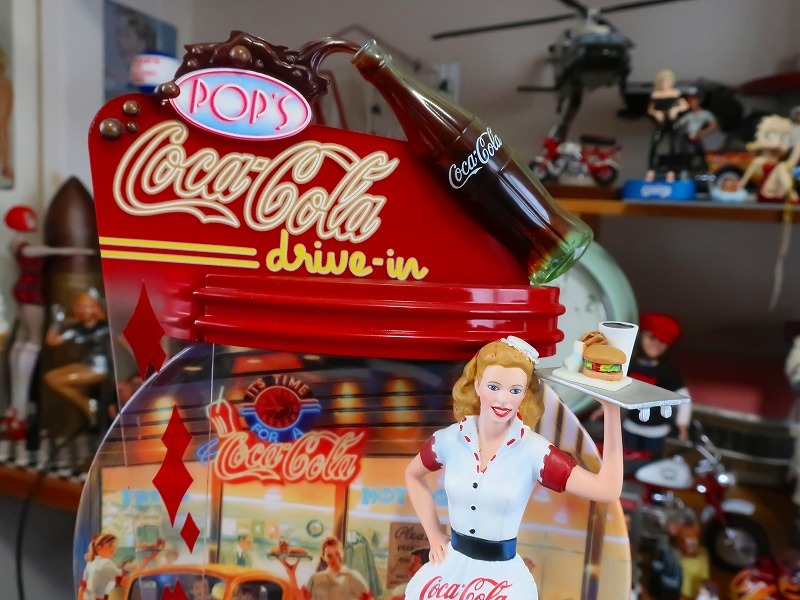 コカコーラ アメリカンダイナーウェートレス 50s フィギュア ＆ プレート ウェートレス アメリカンダイナー 50s コカコーラ DINER コカコーラ