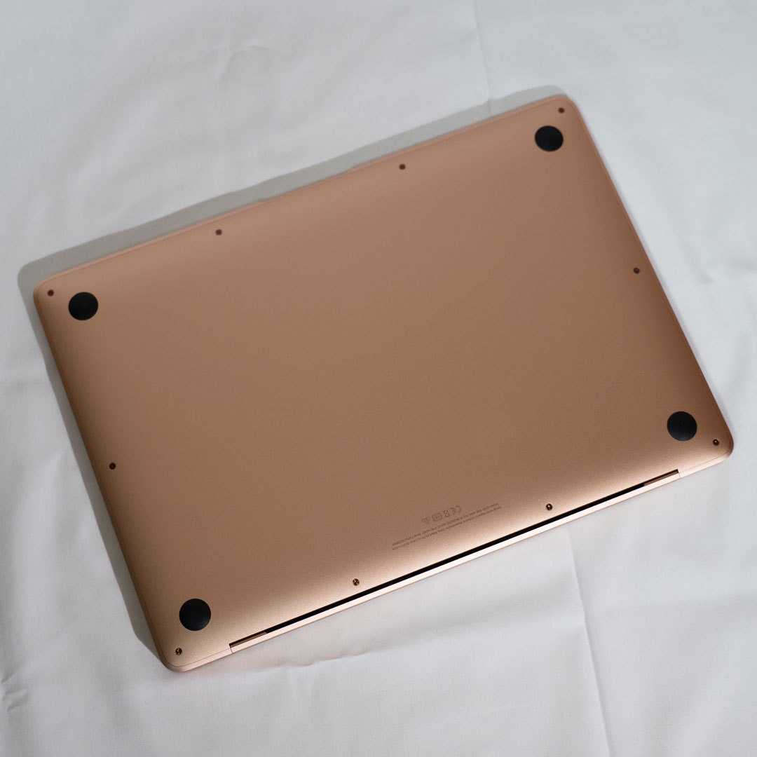 中古 MacBook Air 13インチ M1 2020モデル ゴールド 512GB 8GB US配列