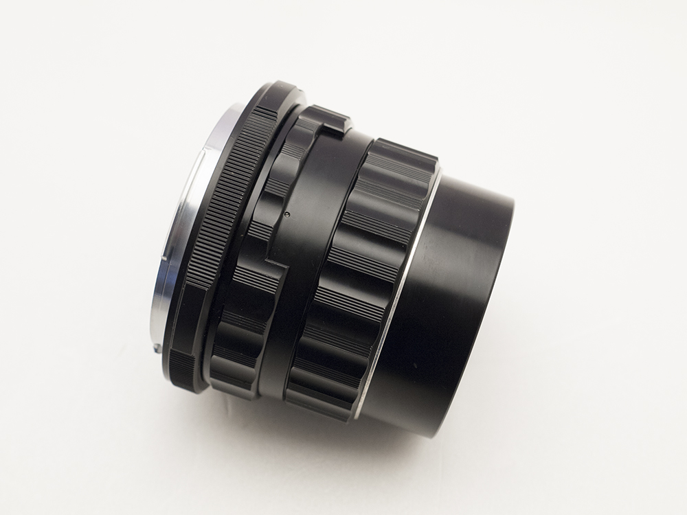 ペンタックス Pentax 6x7 中判 105mm f2.4 レンズ付き レンズレビュー