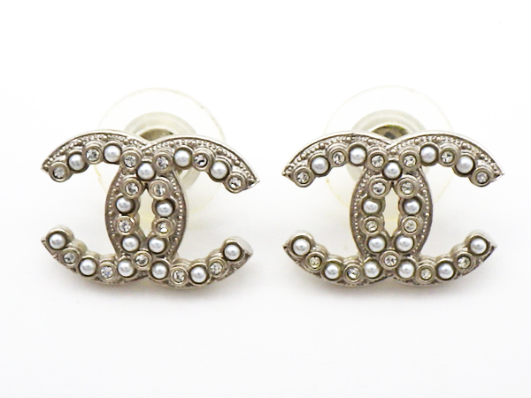 CHANEL シルバー ピアス CHANEL シャネル ココマークピアス AB7354 シルバー CCマーク 22P 箱付