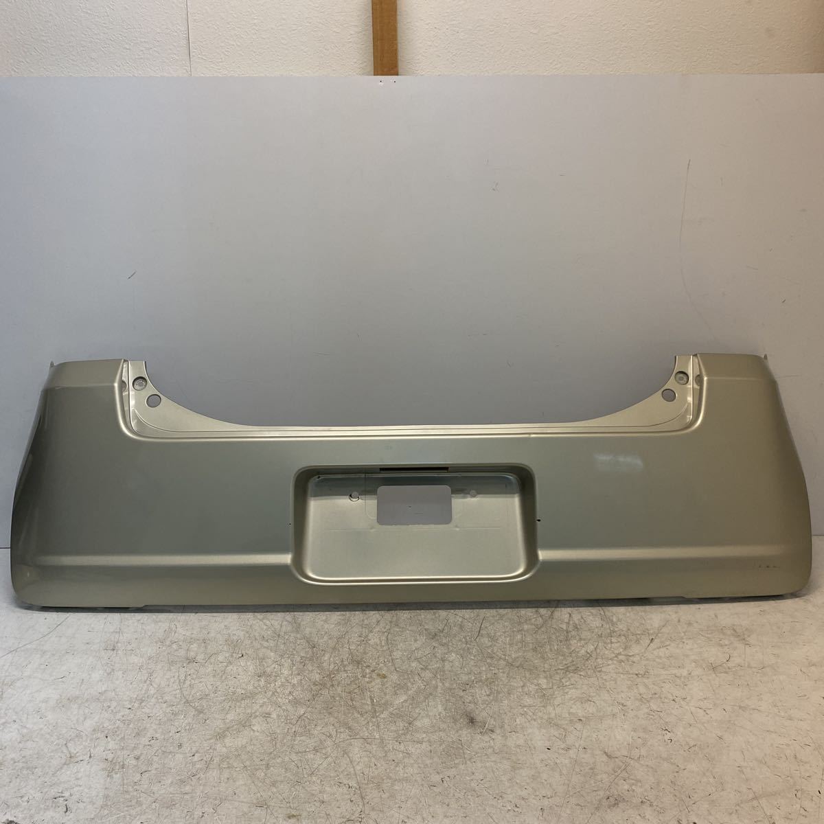 数量限定，品質保証 ダイハツ ムーブコンテ リアバンパー/52159-B2480/T23/DBA-L575S/YC559(リア)｜売買されたオークション情報、yahooの商品情報をアーカイブ公開 - オークファン ダイハツ用