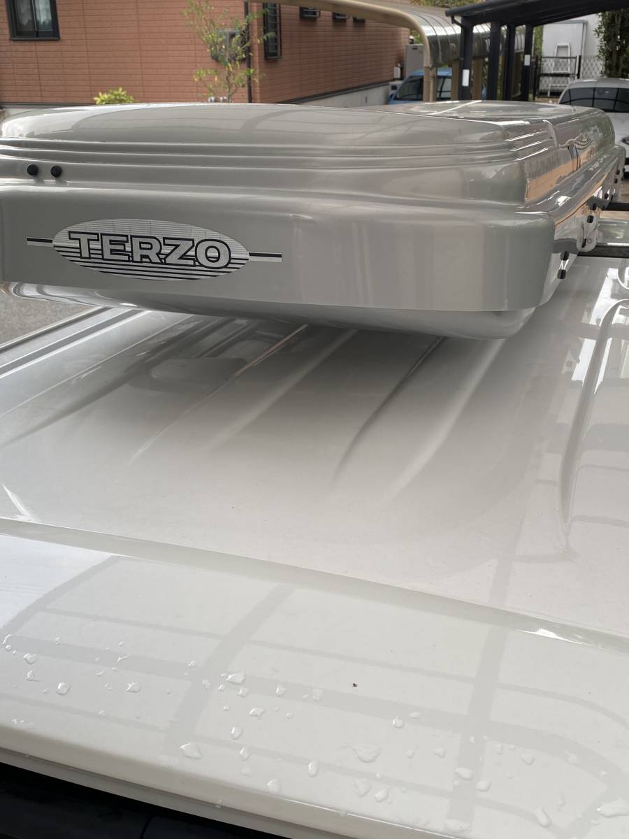 ルーフボックス TERZO LOW RIDER LYDER PIAA株式会社｜TERZO