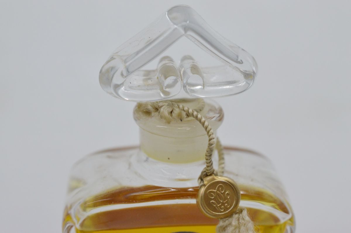 Mitsouko Guerlain - Eau Parfum ⋅ de oz Spray De 2.5 a for