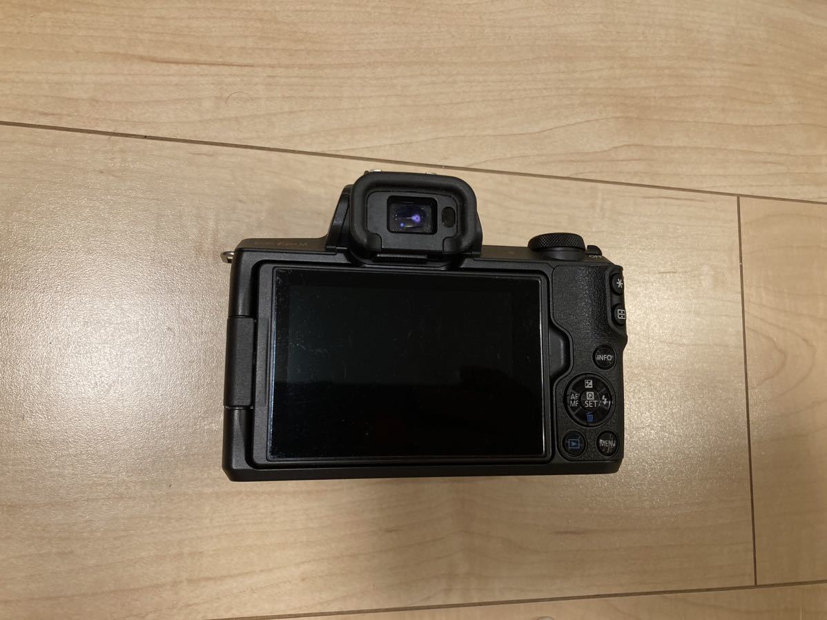 canon キヤノン 美品 EOS Kiss M ダブルズームキット EOS M Kiss N ☆極上