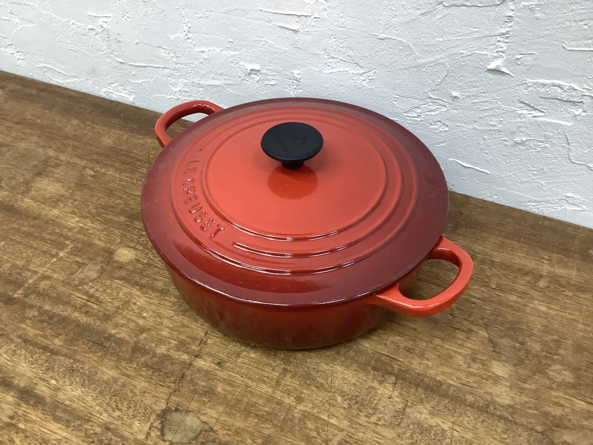  R100111XYR LE CREUSET ル クルーゼ 両手鍋 キッチン用品 調理器具 鍋 22cm 鋳物ホーロー鍋 フランス製 ココットロンド(両手鍋)｜売買されたオークション情報、yahooの商品情報をアーカイブ公開 - オ 両手鍋