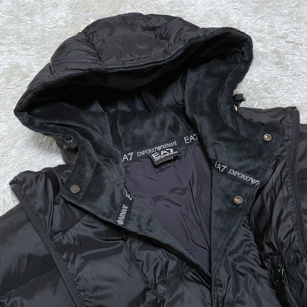 希少XL エンポリオアルマーニ EA7 EMPORIO ARMANI 超軽量 ホワイト 