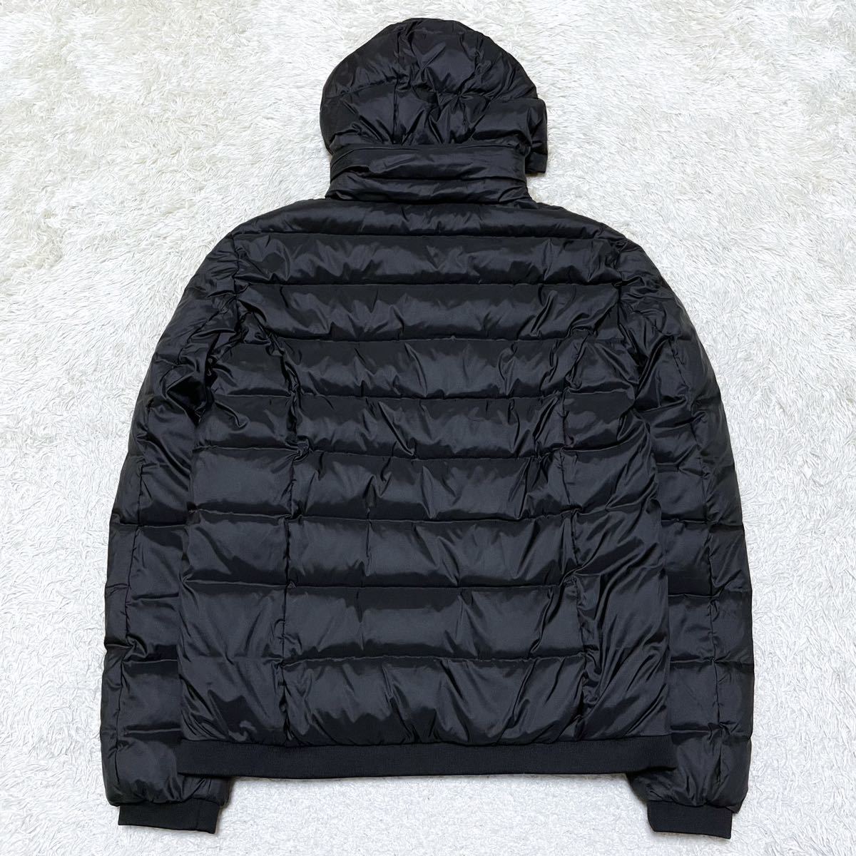 希少XL エンポリオアルマーニ EA7 EMPORIO ARMANI 超軽量 ホワイト 