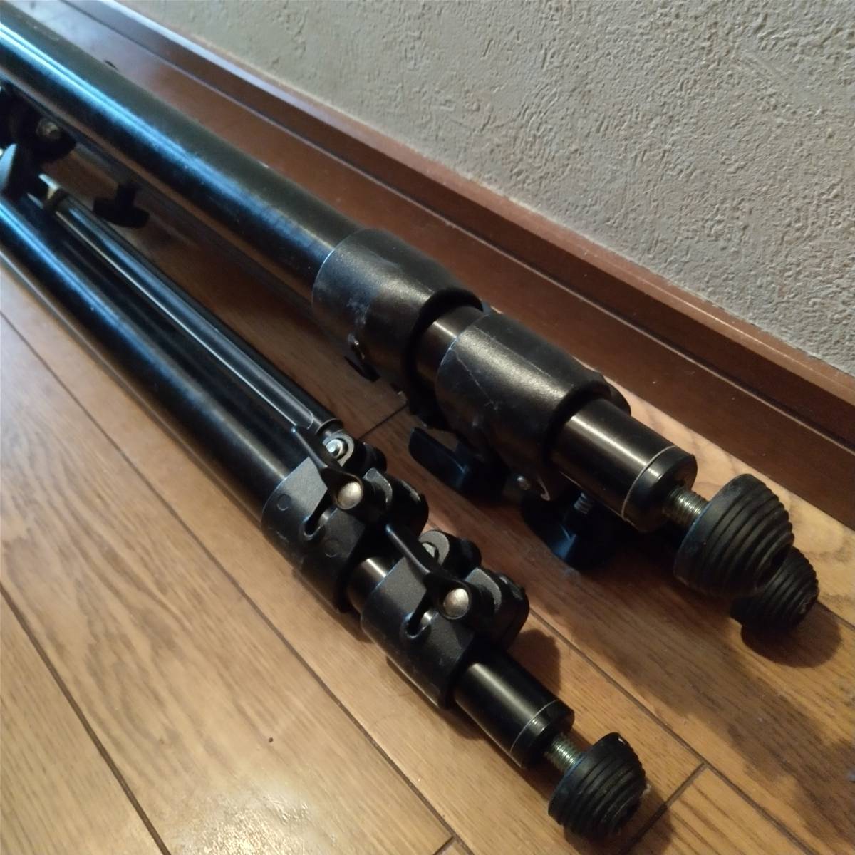 良品中古】☆Manfrotto マンフロット 075B プロ用カメラ三脚 ☆動作品