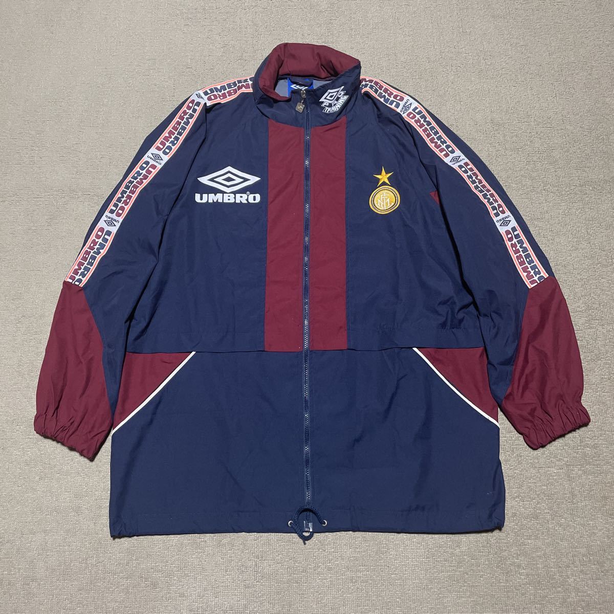限定セール，最新作 レア 極 90s UMBRO アンブロ セリエＡ インテル ミラノ inter ジャケット L ビンテージ オールド サッカー フットボール(ウインドブレーカー)｜売買されたオークション情報、yahooの商品情報をア ウインドブレーカー