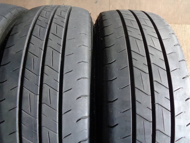 バリ山!ファルケン W11 みやすく 215/60R17C 109/107N 中古4本