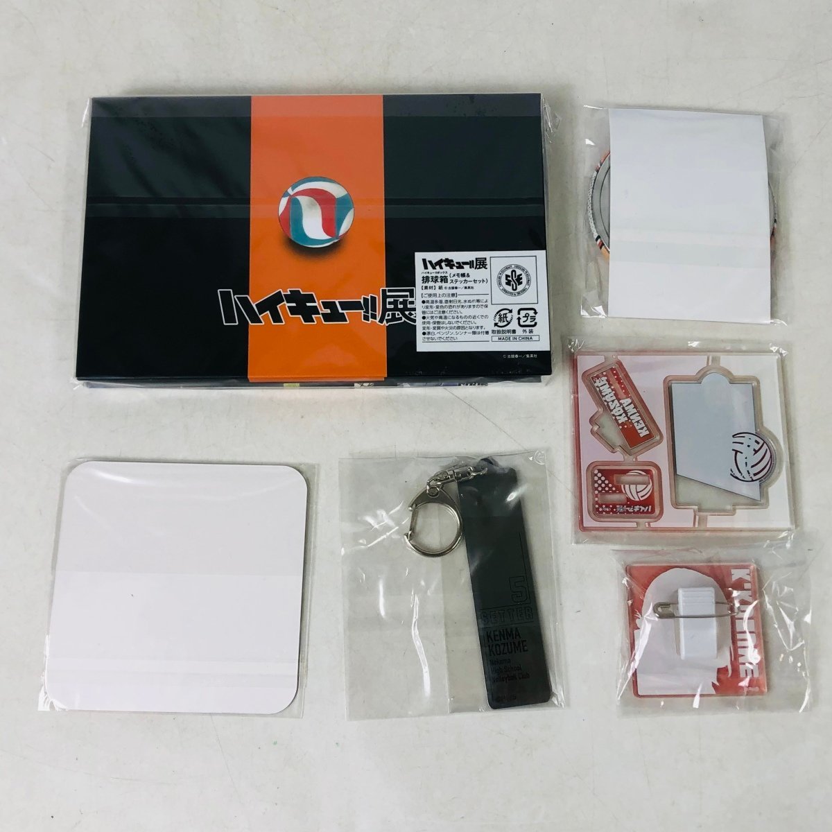 中古品 ハイキュー!! ハイキュー展 原画展 孤爪研磨 缶バッジ 