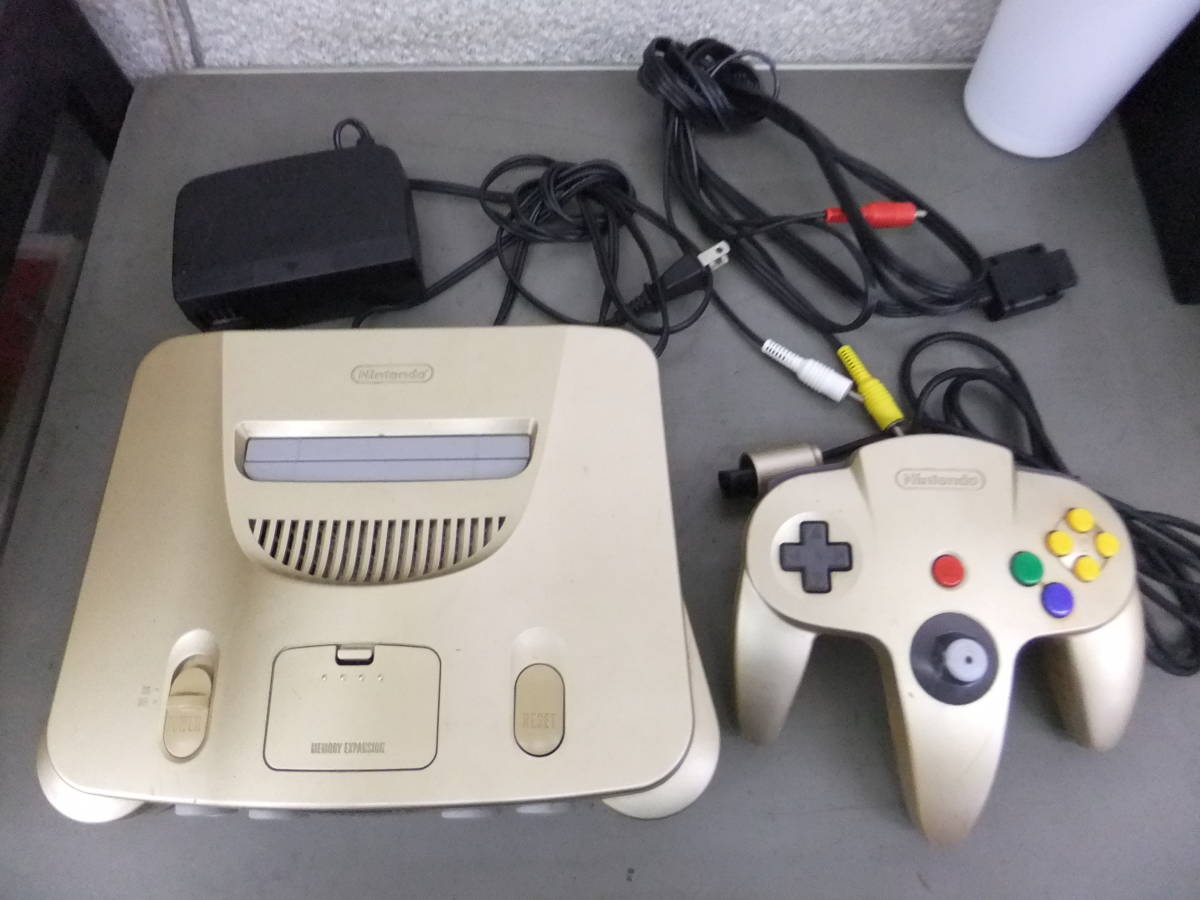 限定SALE，本物保証 NINTENDO64 任天堂 ニンテンドー64 ゴールド 本体 コントローラー(本体、アクセサリー)｜売買されたオークション情報、yahooの商品情報をアーカイブ公開 - オークファン 本体、アクセサリー