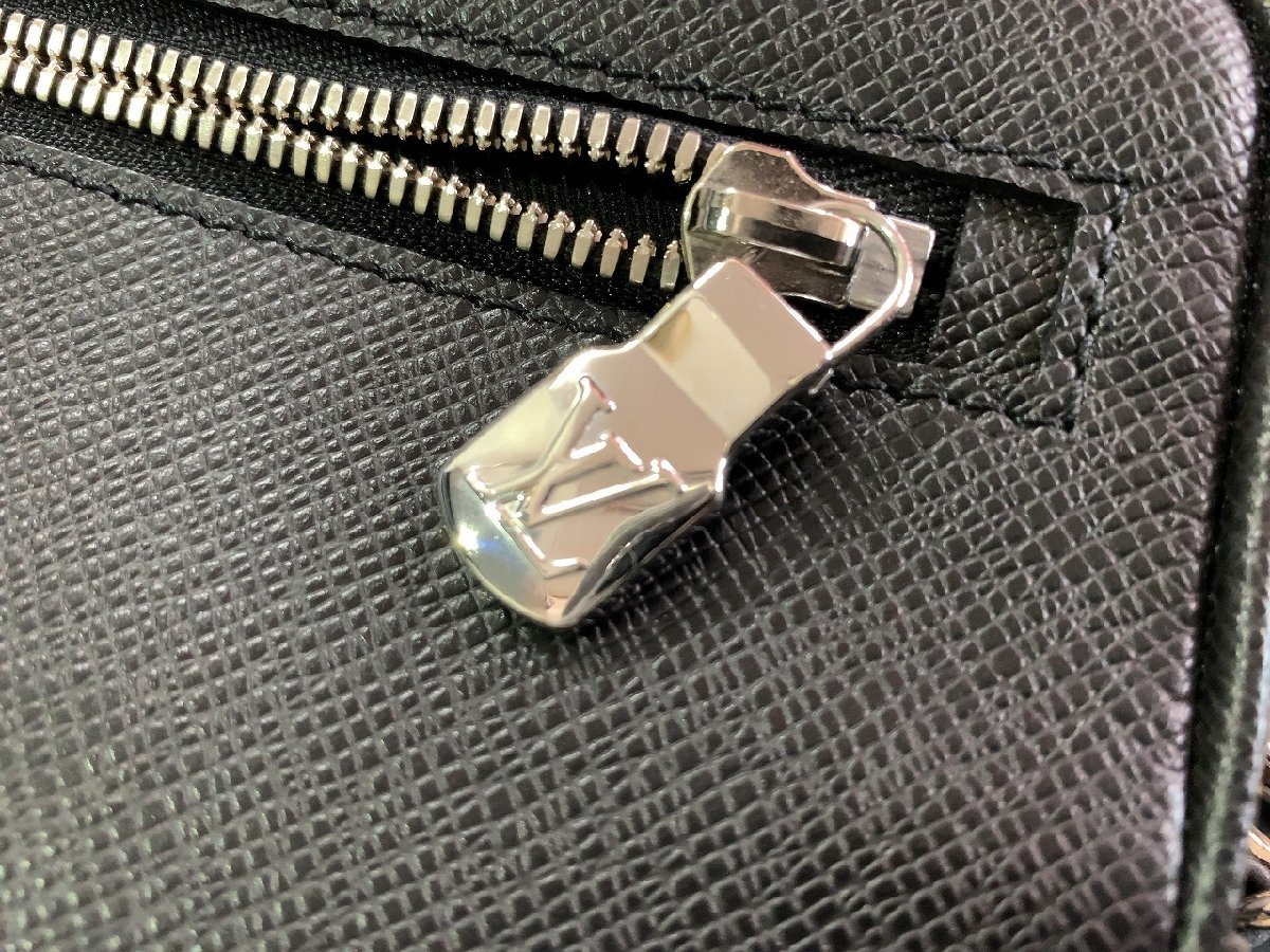 ♪展示品【LOUIS VUITTON｜ルイヴィトン M30441 ポシェット・カサイ 