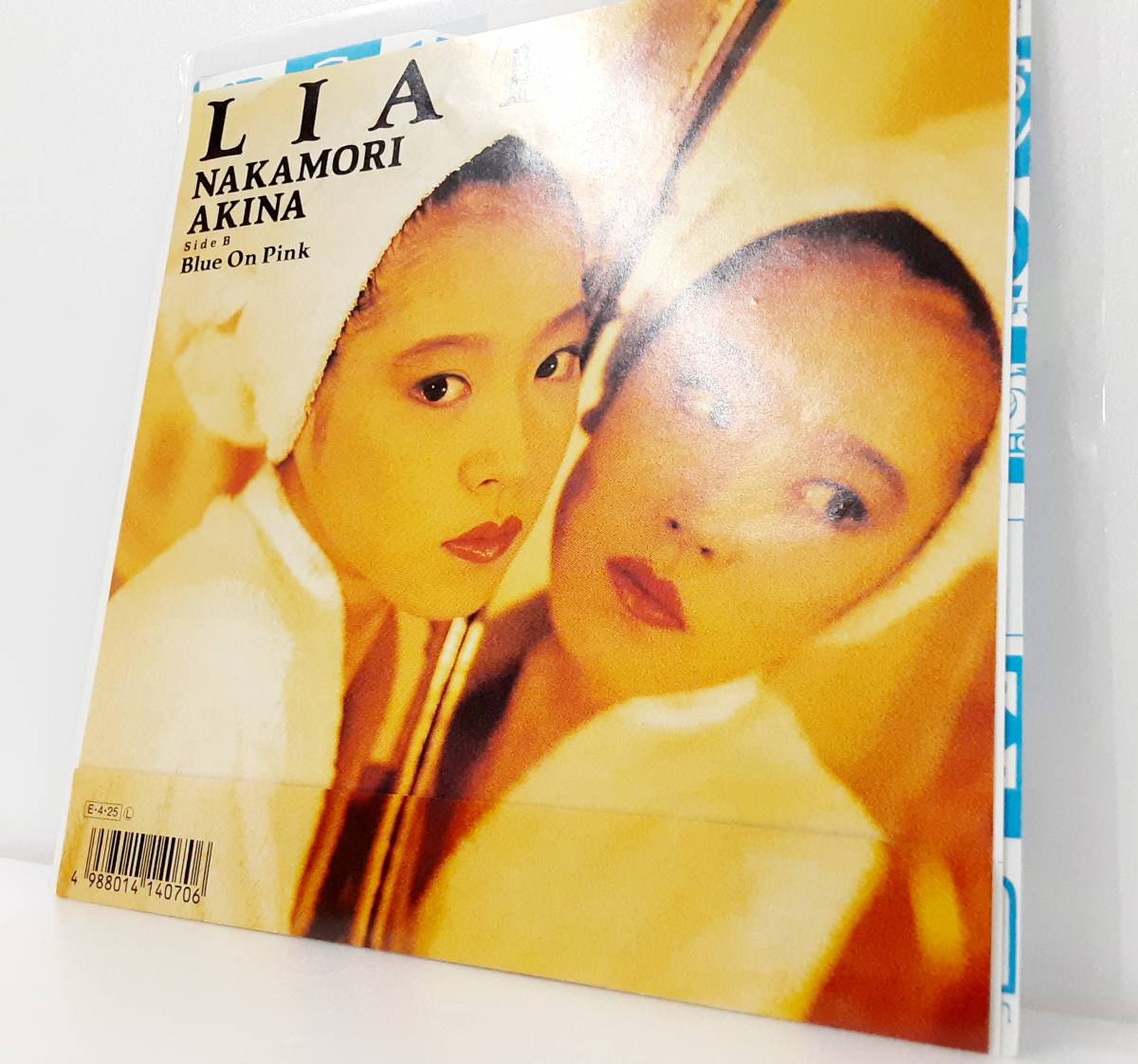 中森明菜LIAR Blue On Pink 89年 06L7-4070 EP