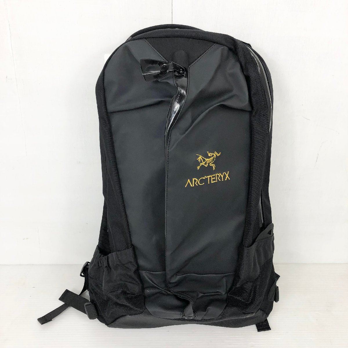 ▲【中古品】ARC'TERYX アークテリクス タグ付き ARRO22 リュックサック バックパック アウトドア ナイロン ブラック 黒 N/41104/8/1.00