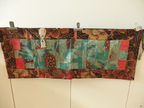 激安大特価，品質保証 1120108a 蓮の花刺繍 五条袈裟 法衣/装束/仏具/神主衣装/七條袈裟/93&times;36cm/経年品(仏具一般)｜売買されたオークション情報、yahooの商品情報をアーカイブ公開 - オークファン 仏具一般