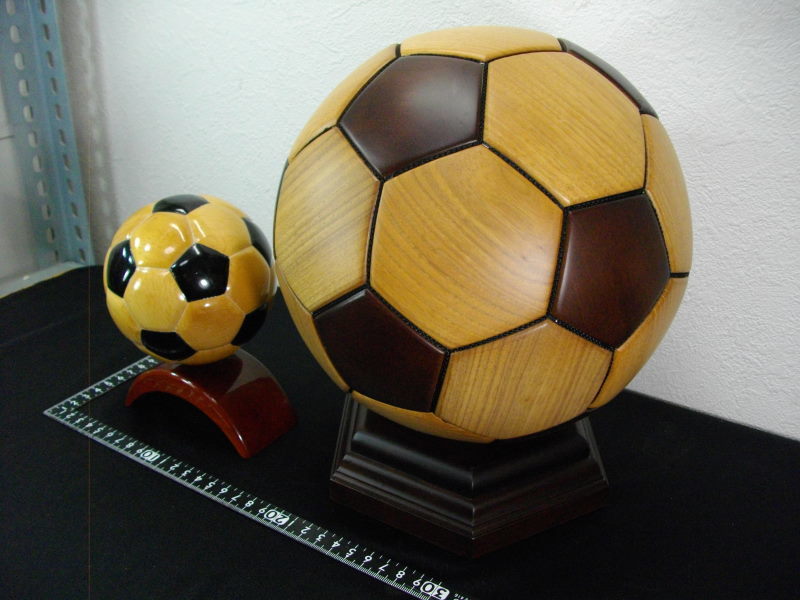 □送料無料！□まとめて□木製サッカーボール・直径21cm□置物