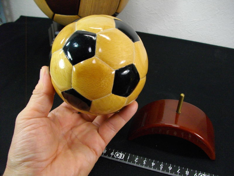 □送料無料！□まとめて□木製サッカーボール・直径21cm□置物