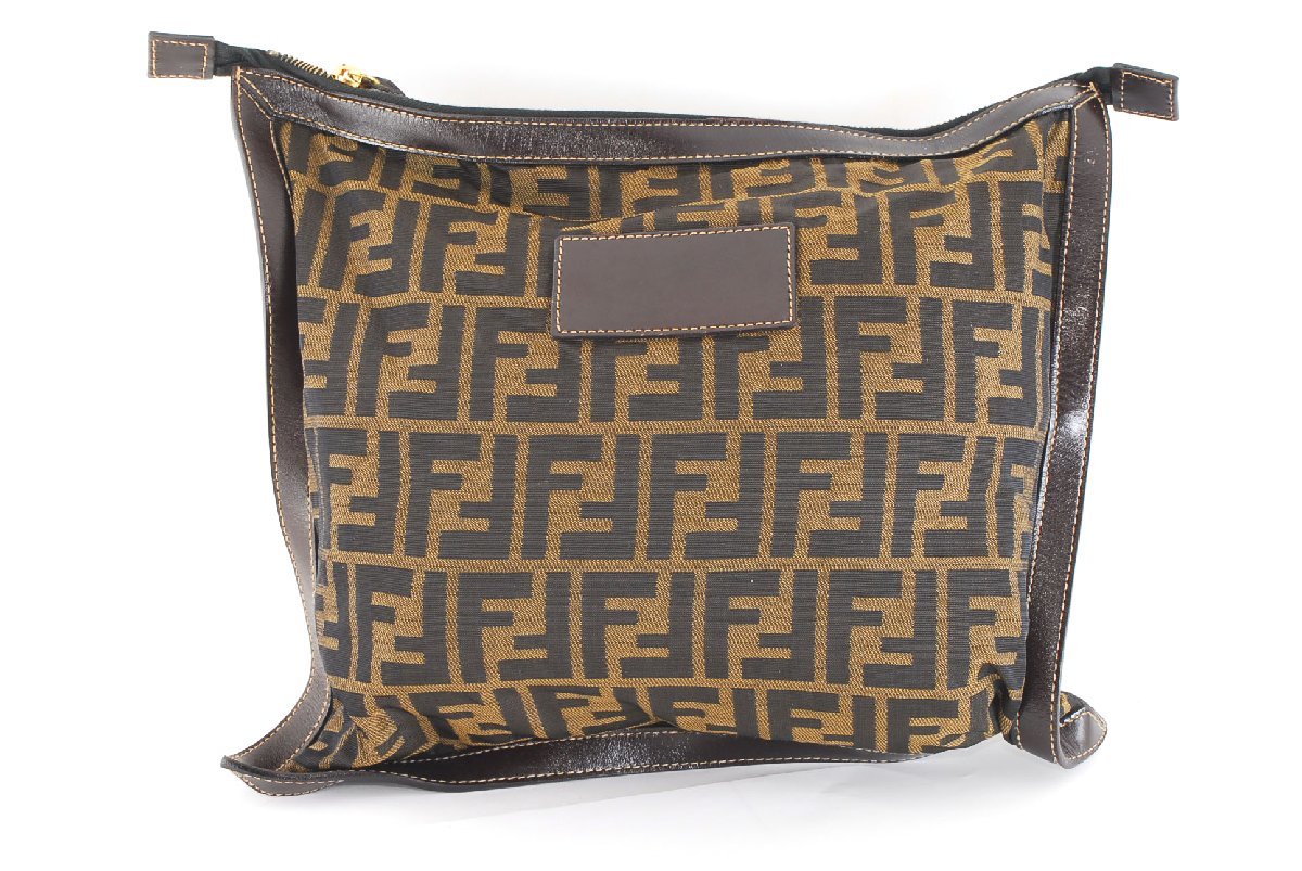 美品 フェンディ ズッカ キャンバス ヴィンテージ ポーチ FENDI FENDI