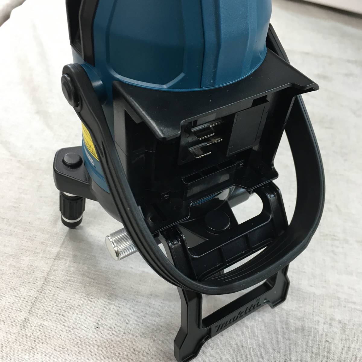 マキタ makita | 充電式屋内・屋外兼用墨出し器 マキタ(Makita) 屋内外兼用墨出し器 バッテリ・充電器別売 屋内・屋外兼用 高 赤色レーザー SK40GD レーザー墨出器 (マキタ) SK507GDZN 買取実績マキタ ろく