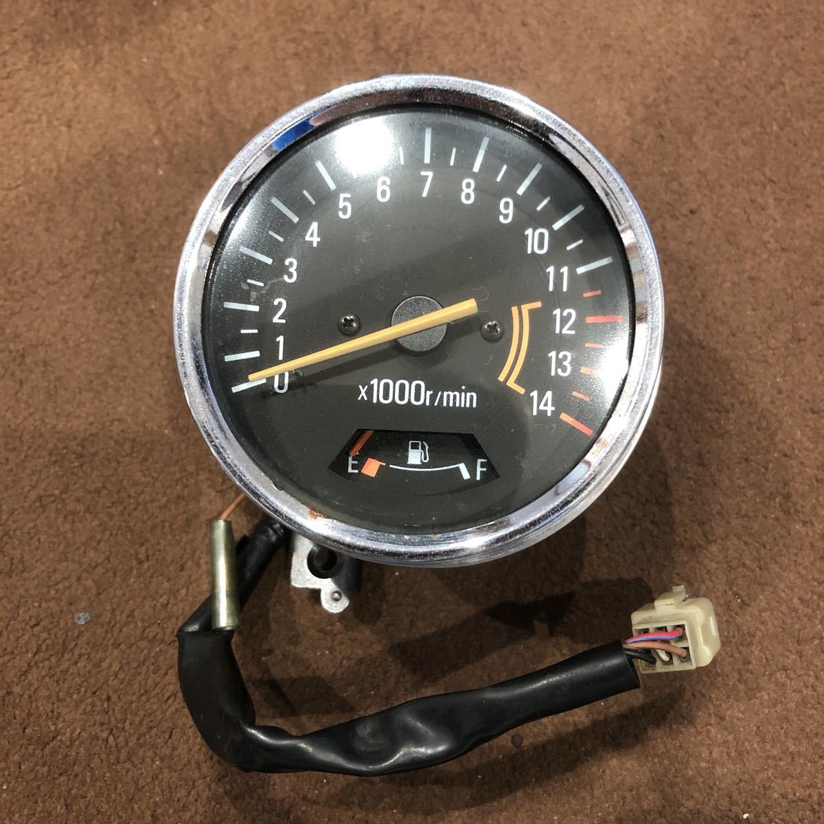 ゼファー400 タコメーター 美品 ゼファー400 メーター タコメーター
