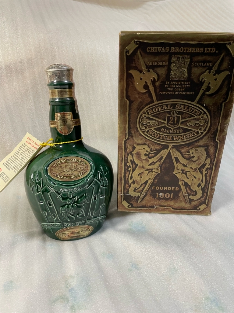 CHIVAS ROYAL SALUTE 21年 シーバス ロイヤル サルート 緑ボトル 750ml