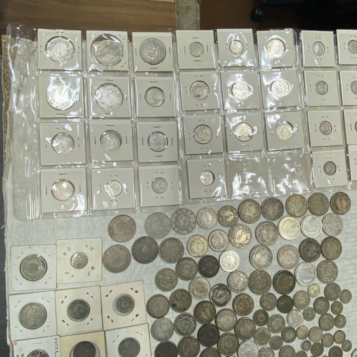 古銭 銀貨 まとめ 超大量 旭日 竜 小型 50銭 20銭 10銭 1.6kg以上 昔のお金 貨幣 アンティーク 骨董品 戦前 明治 大正 昭和 近代 /A1263 旭日 古銭 旭日竜 23枚 M37802☆古銭 ミスターコインズ