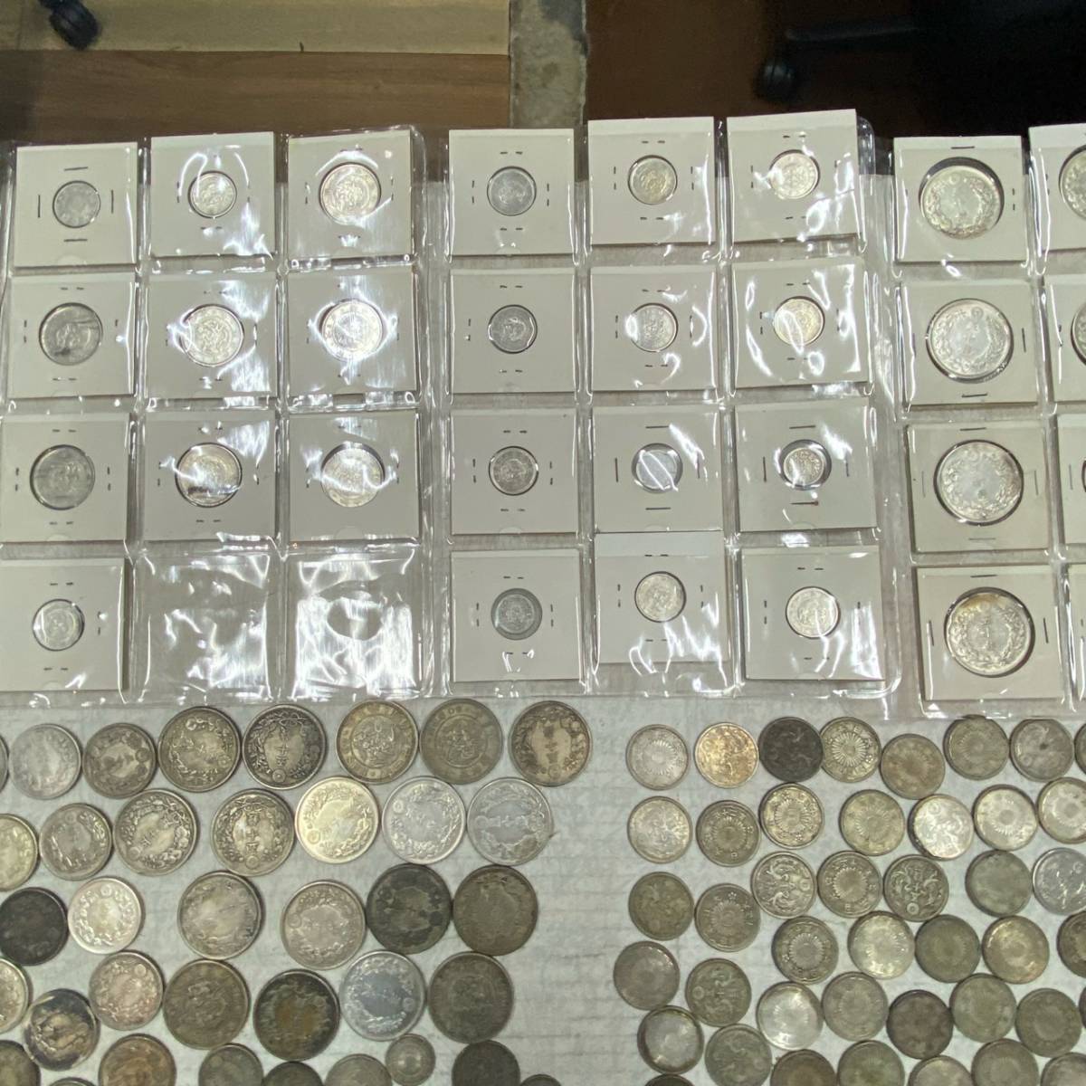 古銭 銀貨 まとめ 超大量 旭日 竜 小型 50銭 20銭 10銭 1.6kg以上 昔のお金 貨幣 アンティーク 骨董品 戦前 明治 大正 昭和 近代 /A1263 旭日 古銭 旭日竜 23枚 M37802☆古銭 ミスターコインズ