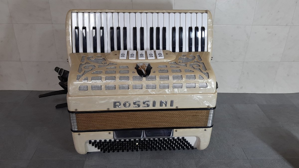 11S56□ROSSINI 120ベース アコーディオン□ 楽器、器材