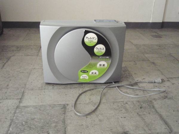 美品　パーソナル　イワタニ　空気清浄機 卓上★三菱 アロマ_1