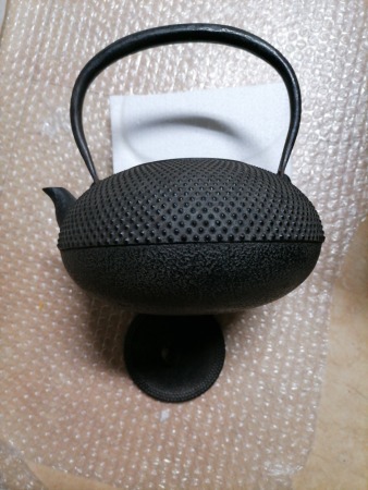 有坂造 鉄蓋霰紋鉄瓶 煎茶道具MH9382 【公式通販】