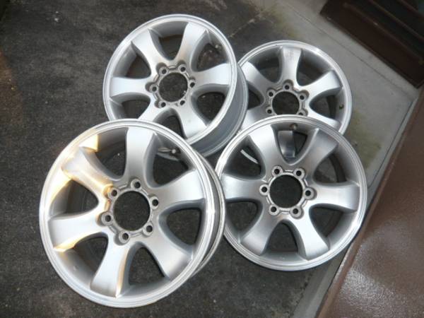 １２０プラド純正　２００系ハイエース等_1