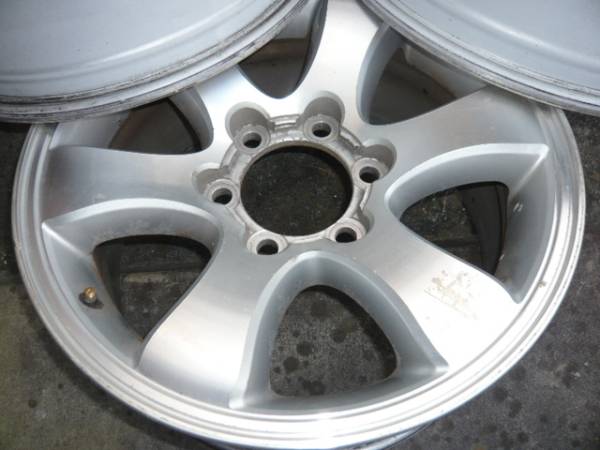 １２０プラド純正　２００系ハイエース等_3