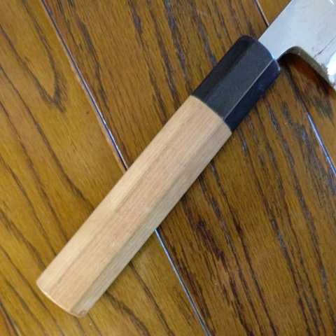 東源正虎 青鋼 和包丁 長い保管による表面上の錆びがあります♪ 源正守