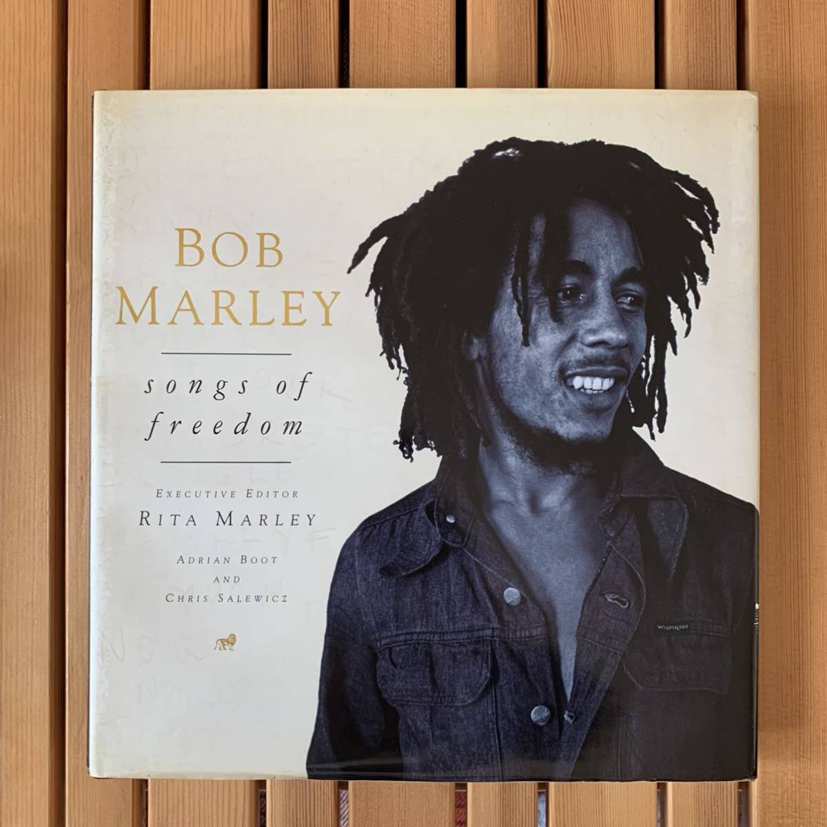 ボブ・マーリー　CD、 本 廃盤 BOB MARLEY レア セット 売り CD 本 book レゲエ reggae 90年代