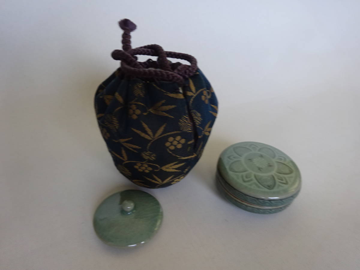 ★茶道具！高麗青磁 茶入(替蓋付)！韓国人間国宝『申 相浩』造！共箱/仕覆付！★ 高麗青磁 2026年最新Yahoo!オークション ☆茶道具！高麗青磁 「高麗