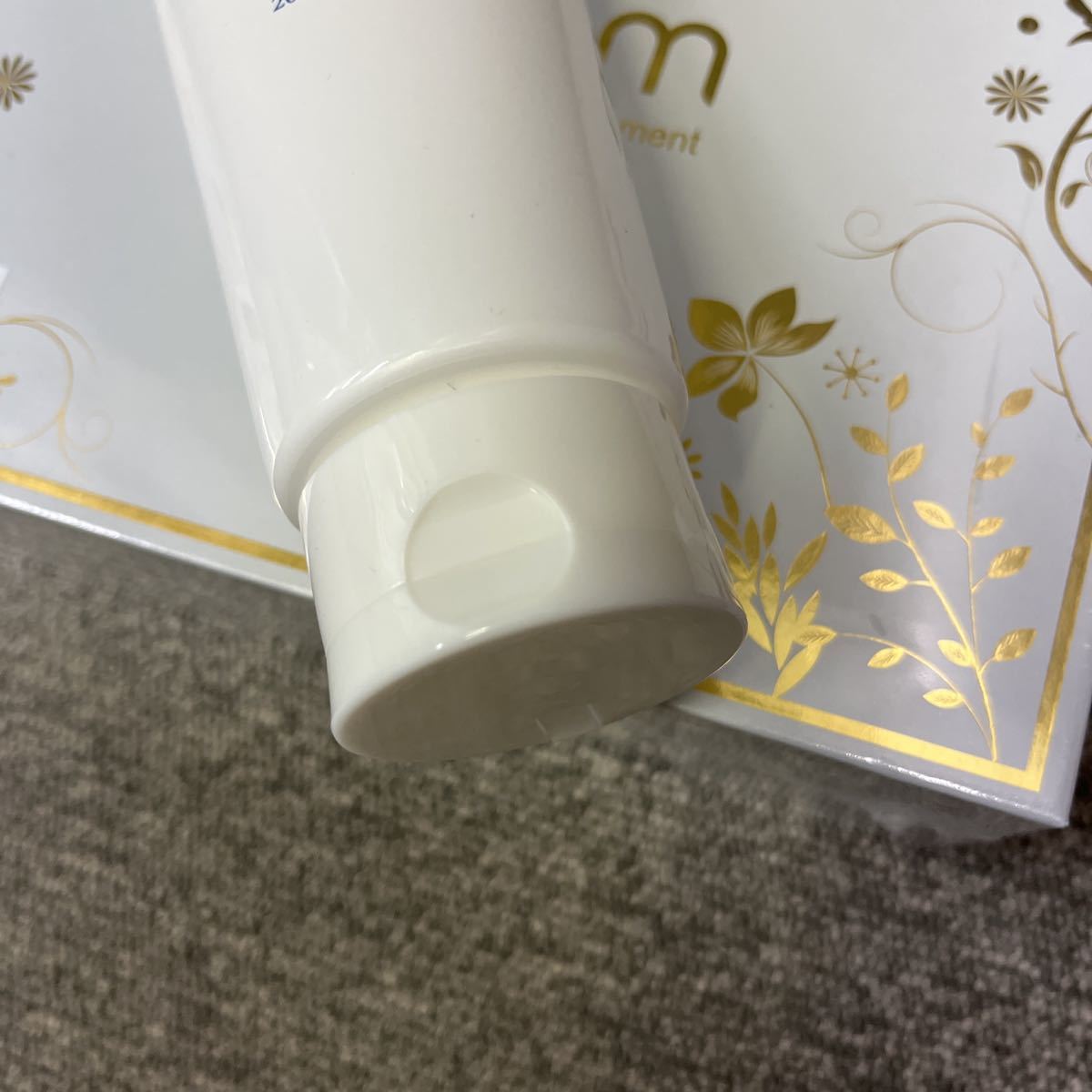 MEラボン美顔器 ジェル付き 未使用 ME Laboum エムイーラボン 家庭用