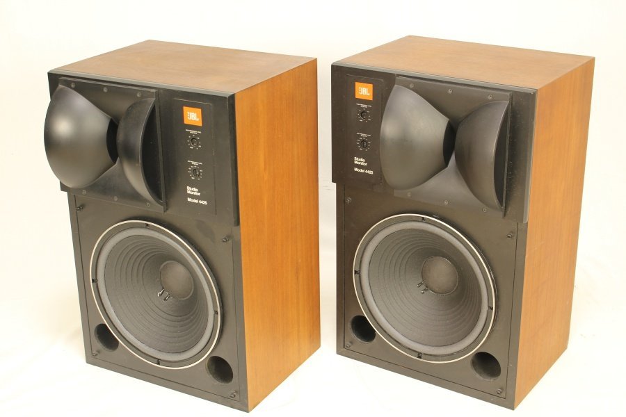 0 JBL Studio - Monitors Monitor – Exceptional! Audio Hill Holt