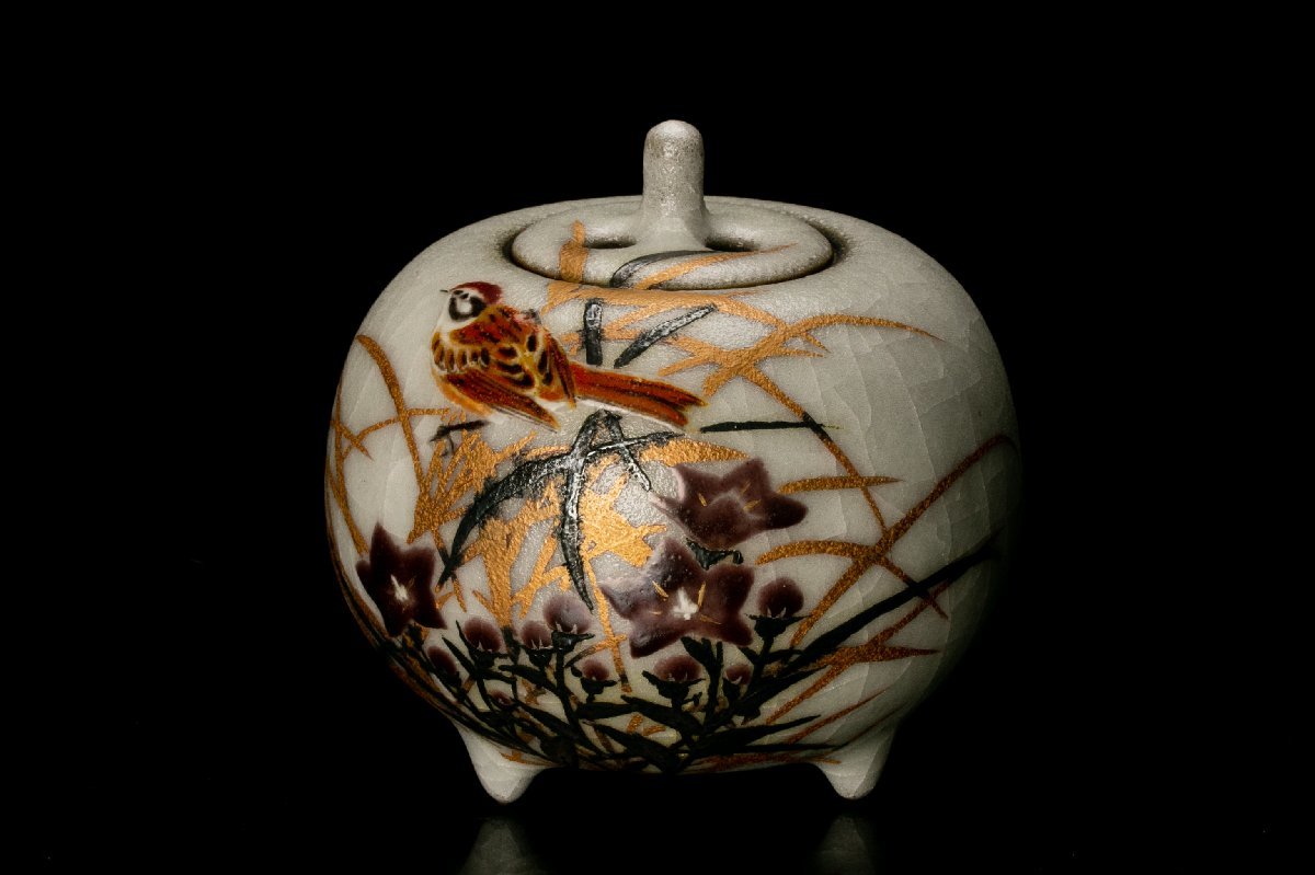 鈴木爽司 真作 色絵金銀彩花鳥図 湯呑 鈴木爽司 真作 色絵金銀彩花鳥図
